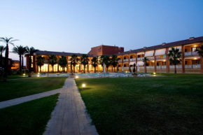 Отель Hotel Clipper & Villas  Торроэлья-Де-Монгри
